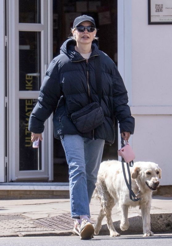 Holly Willoughby Walks Dog in LOVE Puffer