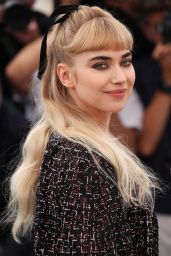 Imogen Poots Chronology Water Photocall Cannes May 16