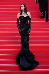Irina Shayk Embraces Gothic Elegance at Cannes