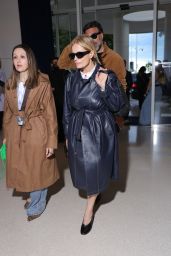 Isabella Ferrari Rocks Martinez Cannes With Tod’s 2025