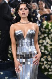 Jenna Ortega Rules Met Gala 2025 in Metal Balmain
