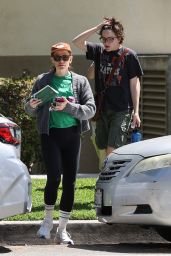 Jennifer Garner’s Mother’s Day Church Visit in LA
