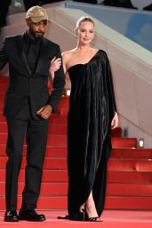 Jennifer Lawrence and Robert Pattinson at Cannes in Dior Couture