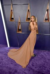 Jennifer Lopez 2025 AMAs Style Highlights Las Vegas