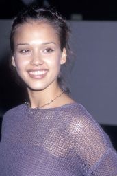 Jessica Alba Attends Big Daddy Premiere in Los Angeles