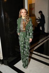 Joey King’s Bold Suit at the 2025 Met Gala