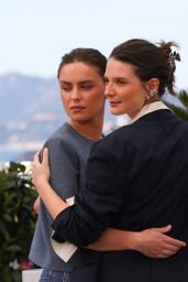 Josephine Japy Wonderers Photocall Cannes May 15