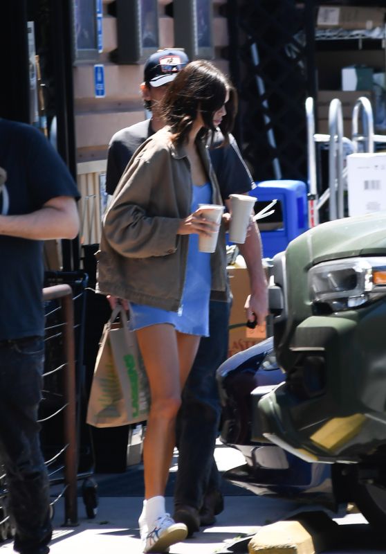 Kaia Gerber Lewis Pullman Meet in LA 05.09.2025