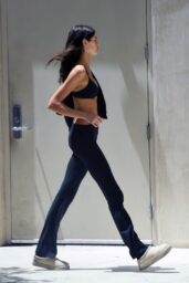 Kaia Gerber’s Sleek Gym Look in Los Angeles 05 08 2025