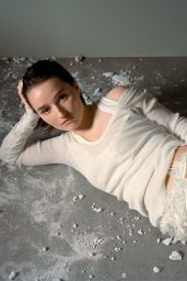Kaitlyn Dever GQ HYPE Photoshoot May 2025