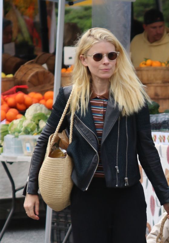 Kate Mara Keeps It Chic in Los Angeles