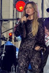 Kelly Clarkson Today Show Concert Style 05.10.2025