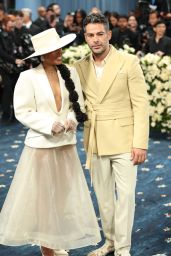 Kerry Washington Masters Modern Elegance at Met Gala 2025