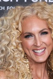 Kimberly Schlapman Stuns at An Unforgettable Evening 2025 Gala