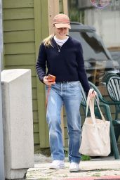 Kristen Bell - Casual Studio City Meeting - 05.28.2025