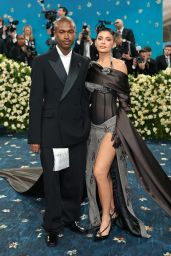 Kylie Jenner Walks 2025 Met Gala Carpet