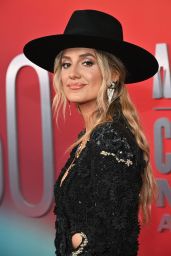 Lainey Wilson Wins Big at 2025 ACM Awards