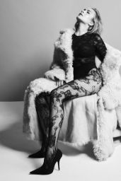 Lindsay Lohan Stars in ELLE USA Summer 2025