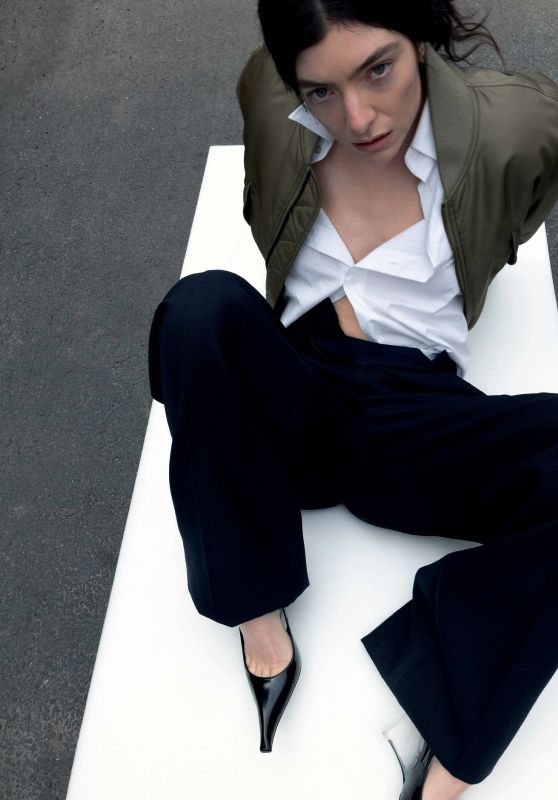 Lorde Covers Re-Edition’s Spring/Summer 2025 Issue