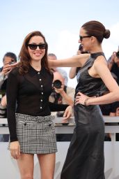 Margaret Qualley Aubrey Plaza Honey Don