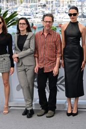 Margaret Qualley Aubrey Plaza Honey Don