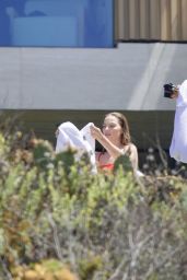 Margot Robbie: Malibu Moment in Chanel