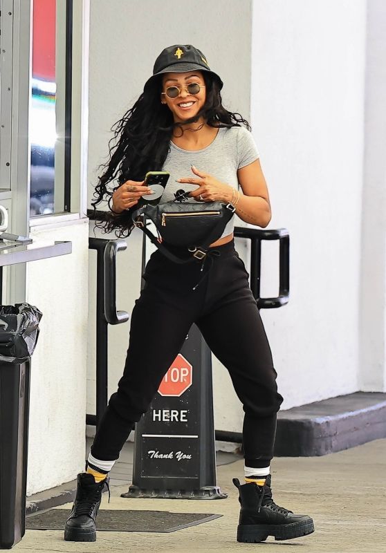 Meagan Good Navigates LA Medical Building 05.27.2025