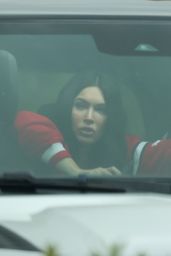 Megan Fox & MGK’s Low-Key Grocery Run at Erewhon Market