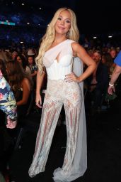Megan Moroney Channels 2000s Romance at ACM Awards 2025