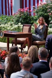 Melania Trump Wears Prada Suit for 2025 DC Signing