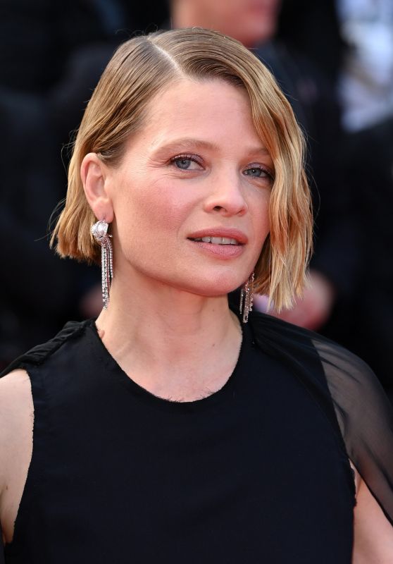 Mélanie Thierry attends Cannes Film Festival premiere