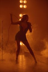 Miley Cyrus End of the World Stills
