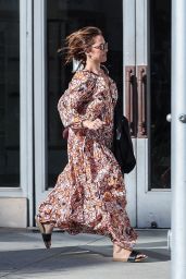 Minka Kelly’s Effortless Style in Beverly Hills