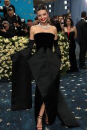 Miranda Kerr Brings Avant-Garde Drama to Met Gala 2025