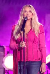 Miranda Lambert Pink Fringe ACM Stage