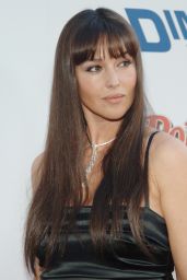 Monica Bellucci Attends "Brothers Grimm" Premiere 2005