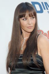 Monica Bellucci Attends "Brothers Grimm" Premiere 2005