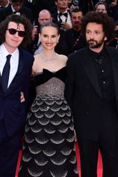 Natalie Portman at Cannes Eddington Premiere in Dior and Tiffany & Co.