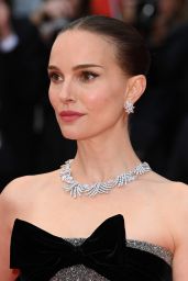 Natalie Portman at Cannes Eddington Premiere in Dior and Tiffany & Co.