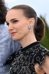 Natalie Portman Channels Sculptural Chic at Cannes