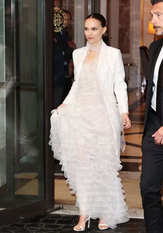 Natalie Portman Dior Cruise 2025 Rome Style Evolution