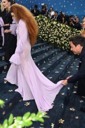 Natasha Lyonne’s Met Gala 2025 Look: A Vision in Ruffles