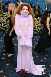 Natasha Lyonne’s Met Gala 2025 Look: A Vision in Ruffles