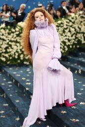 Natasha Lyonne’s Met Gala 2025 Look: A Vision in Ruffles