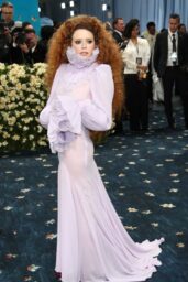Natasha Lyonne’s Met Gala 2025 Look: A Vision in Ruffles