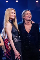 Nicole Kidman Brings Drama to ACM Awards 2025