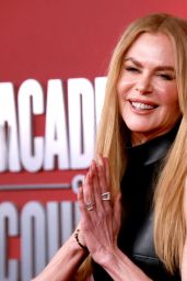 Nicole Kidman Brings Drama to ACM Awards 2025