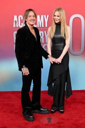Nicole Kidman Brings Drama to ACM Awards 2025