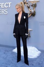 Nicole Kidman Brings Tom Ford Drama to Nine Perfect Strangers Premiere