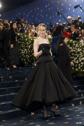 Nicole Kidman Channels Couture Minimalism at Met Gala 2025
